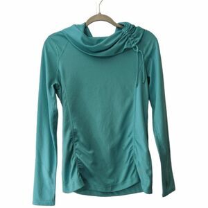 Women's Be Inspired Long Sleeve Real Active Wear Top, Size Small